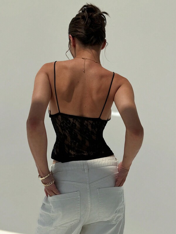 Elegant minimalist sexy lace see-through vest with deep V neckline design, suitable for spring and summer music festivals and other occasions