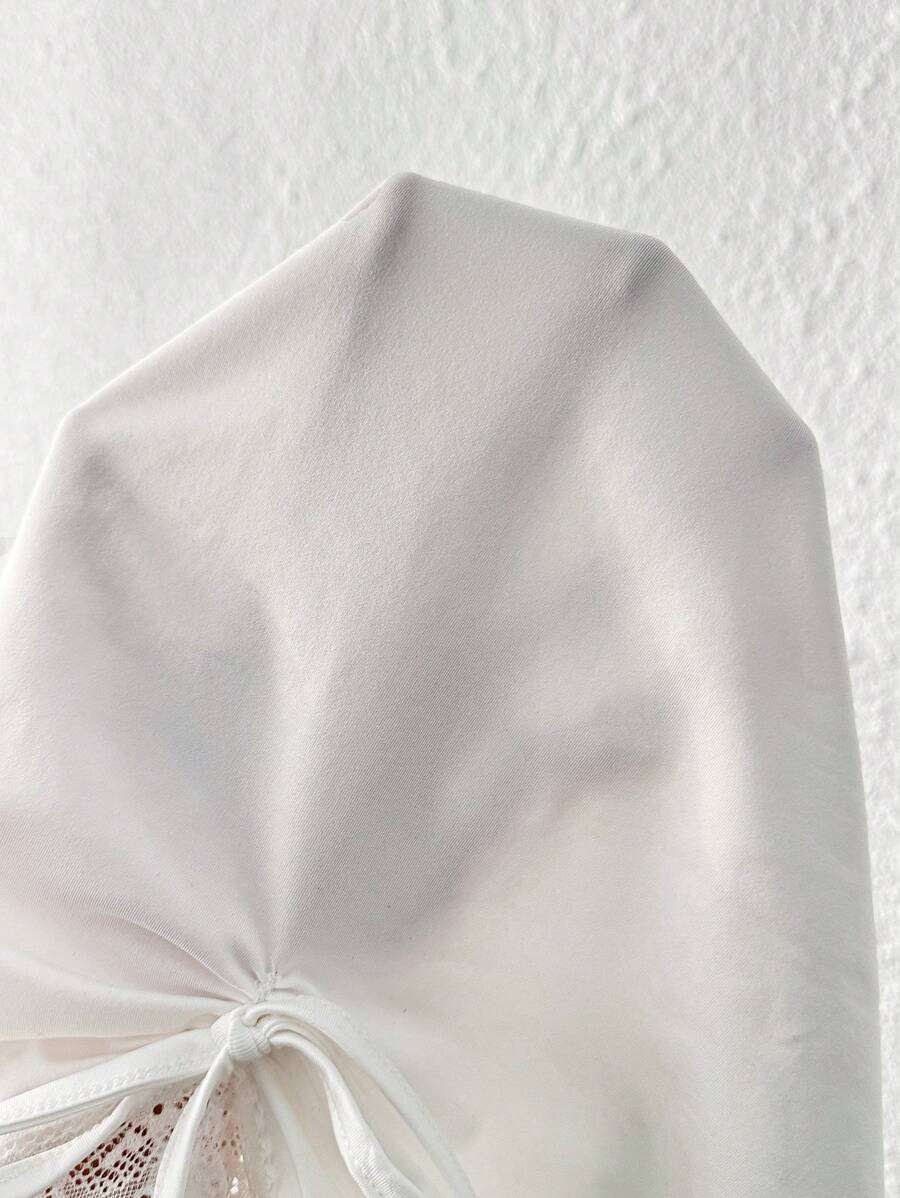 Women's lace trim V-neck bow detail pleated slim fit camisole Women's lace trim V-neck bow detail pleated slim fit camisole